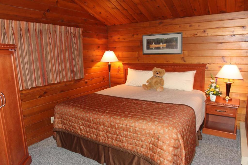 Lac Le Jeune Nature Resort Logan Lake Eksteriør billede