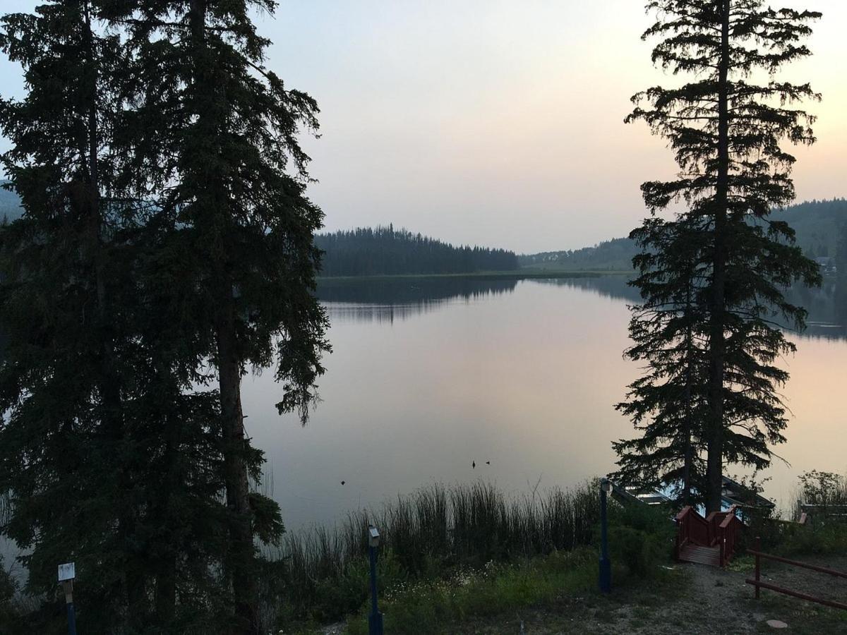 Lac Le Jeune Nature Resort Logan Lake Eksteriør billede