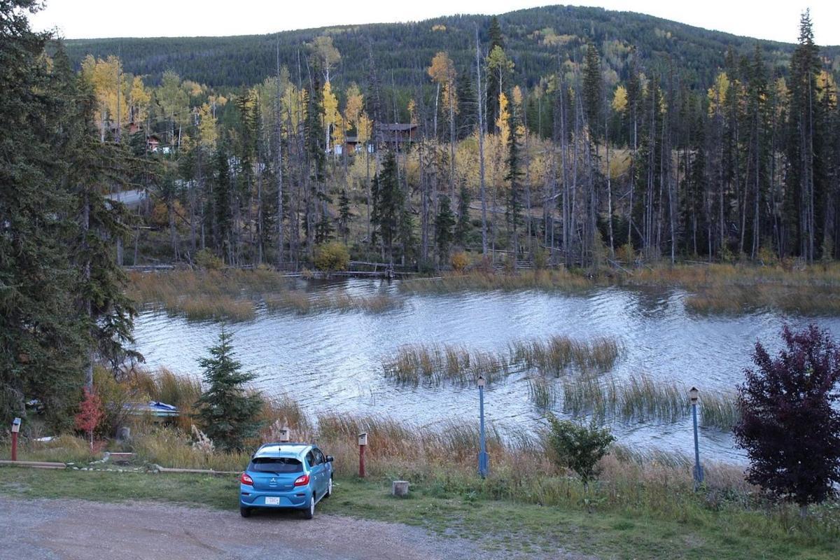 Lac Le Jeune Nature Resort Logan Lake Eksteriør billede