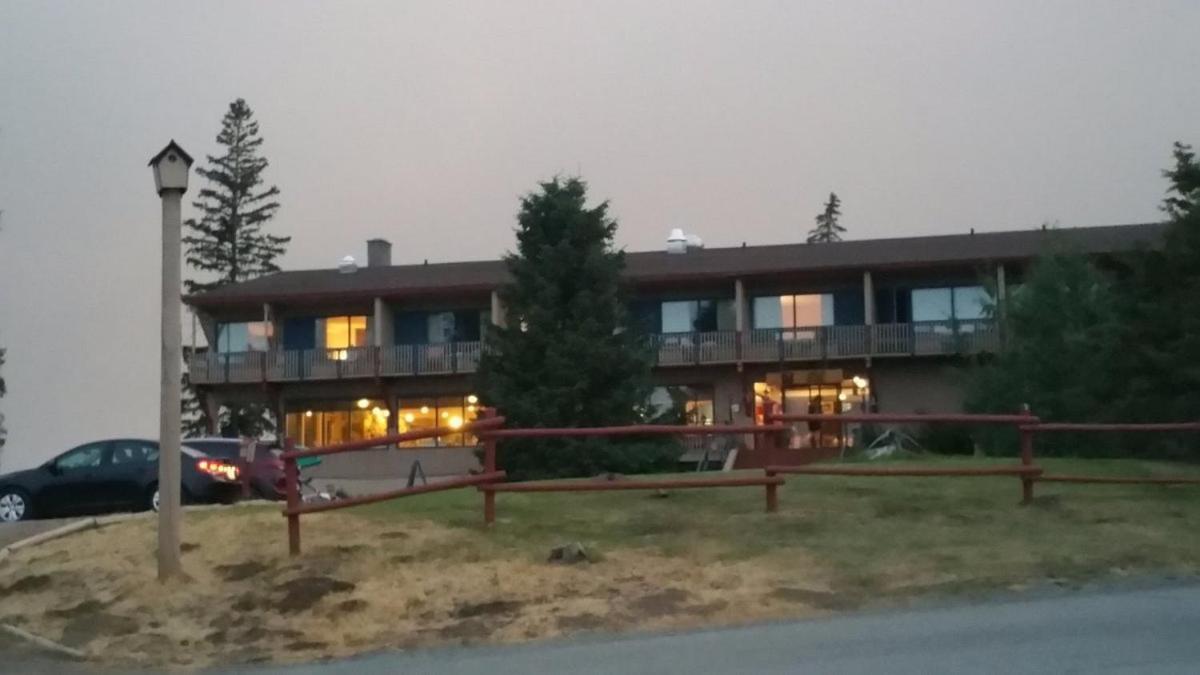 Lac Le Jeune Nature Resort Logan Lake Eksteriør billede