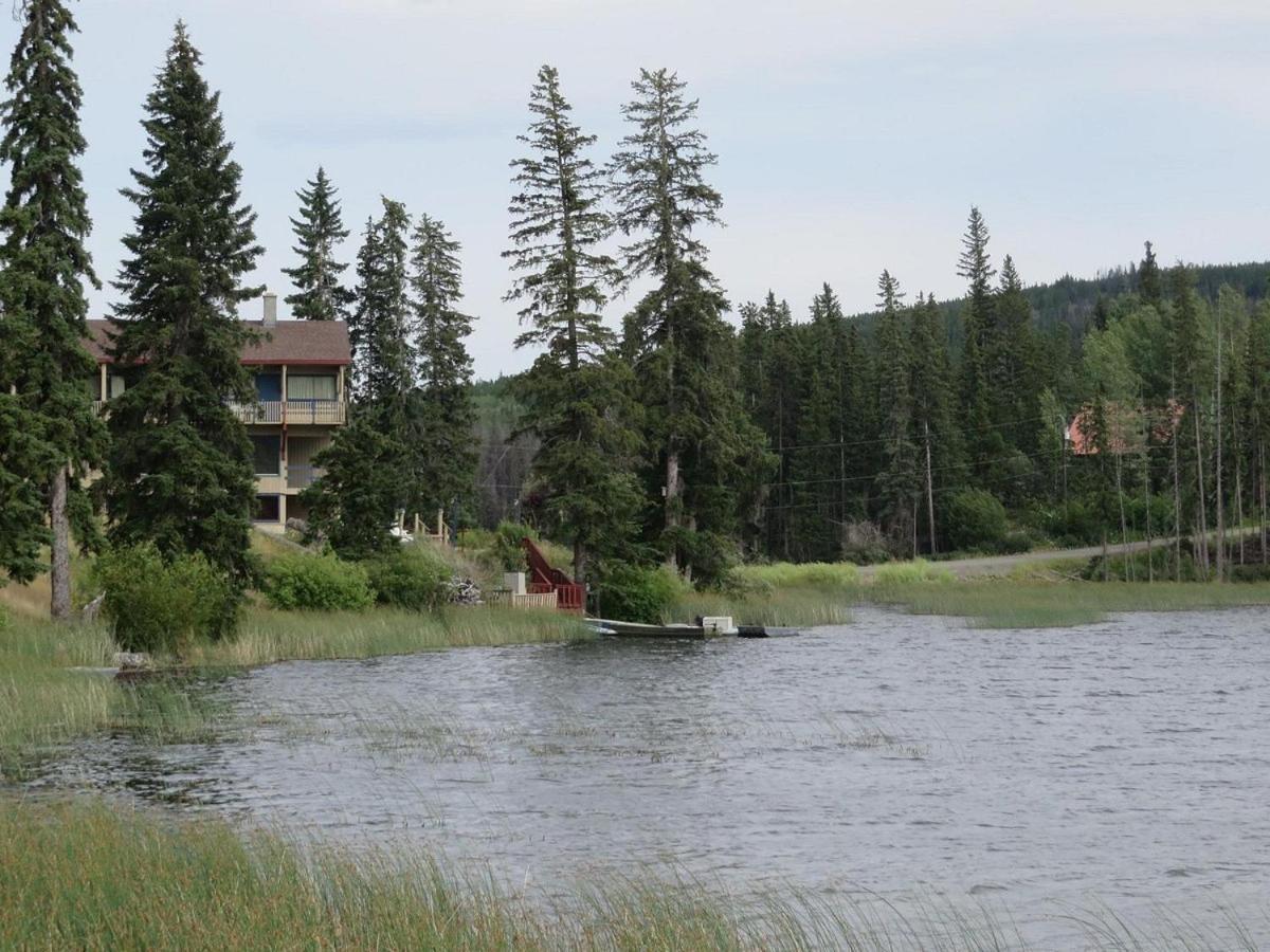 Lac Le Jeune Nature Resort Logan Lake Eksteriør billede